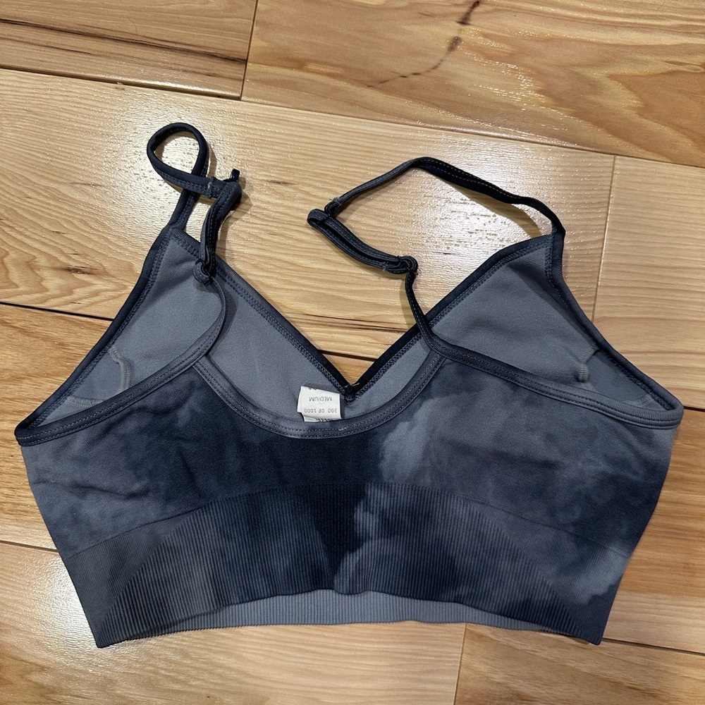 Darc Sport Grey Sports Bra Medium - Picture 2 of 2